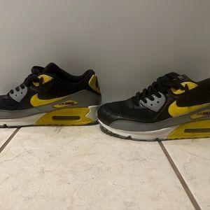 Nike air max 90 restored PLEASE READ INFO